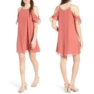 Soprano Mauve Cold Shoulder Chiffon Shift Dress
